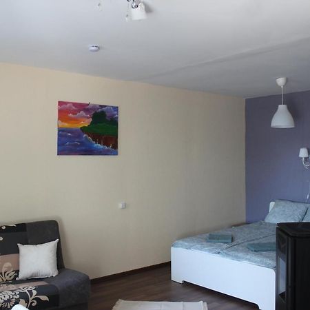White Box Apartment Liepaja Ngoại thất bức ảnh