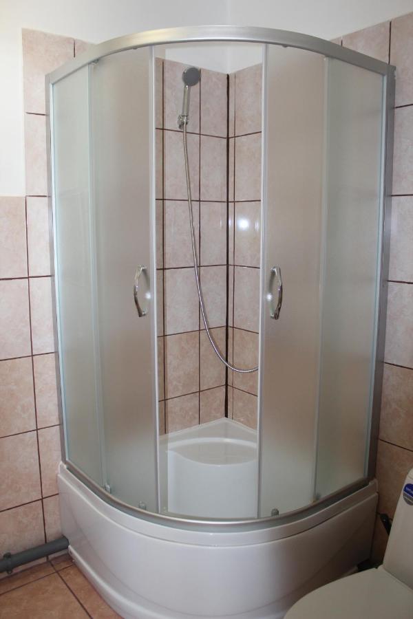 White Box Apartment Liepaja Ngoại thất bức ảnh